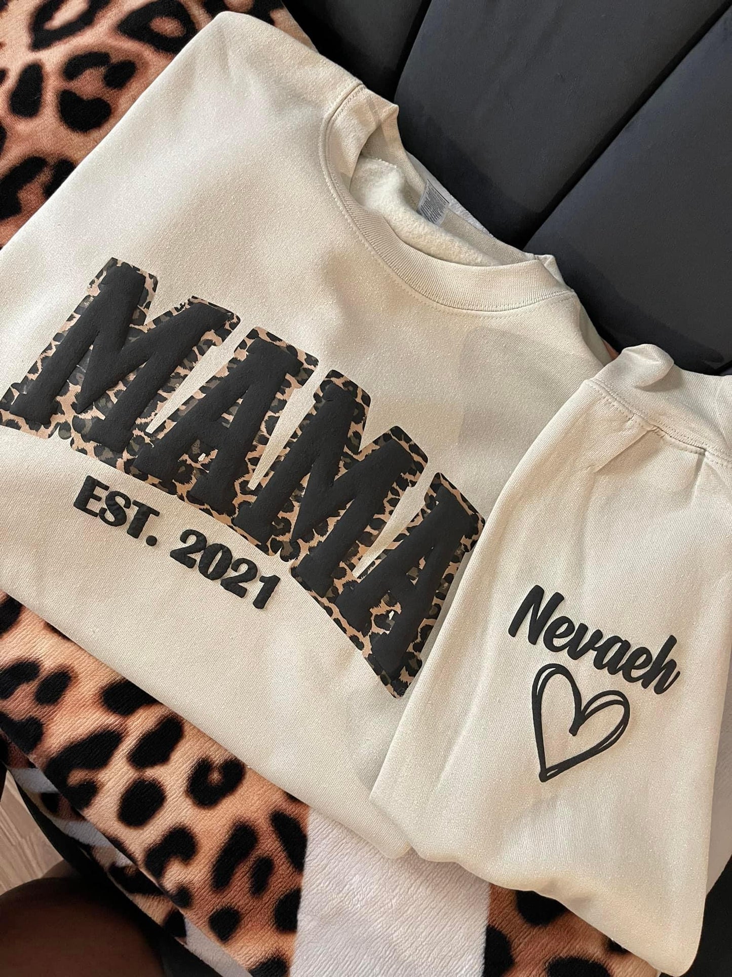 MAMA SWEATSHIRT(Cheetah/Vinyl)